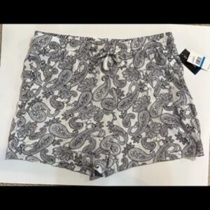 Zoe + Phoebe Women's Casual Print Shorts Size XL Black White Paisley